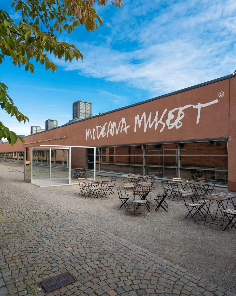 Moderna Museets exteriör – platsbild, inte från den aktuella fredagen.