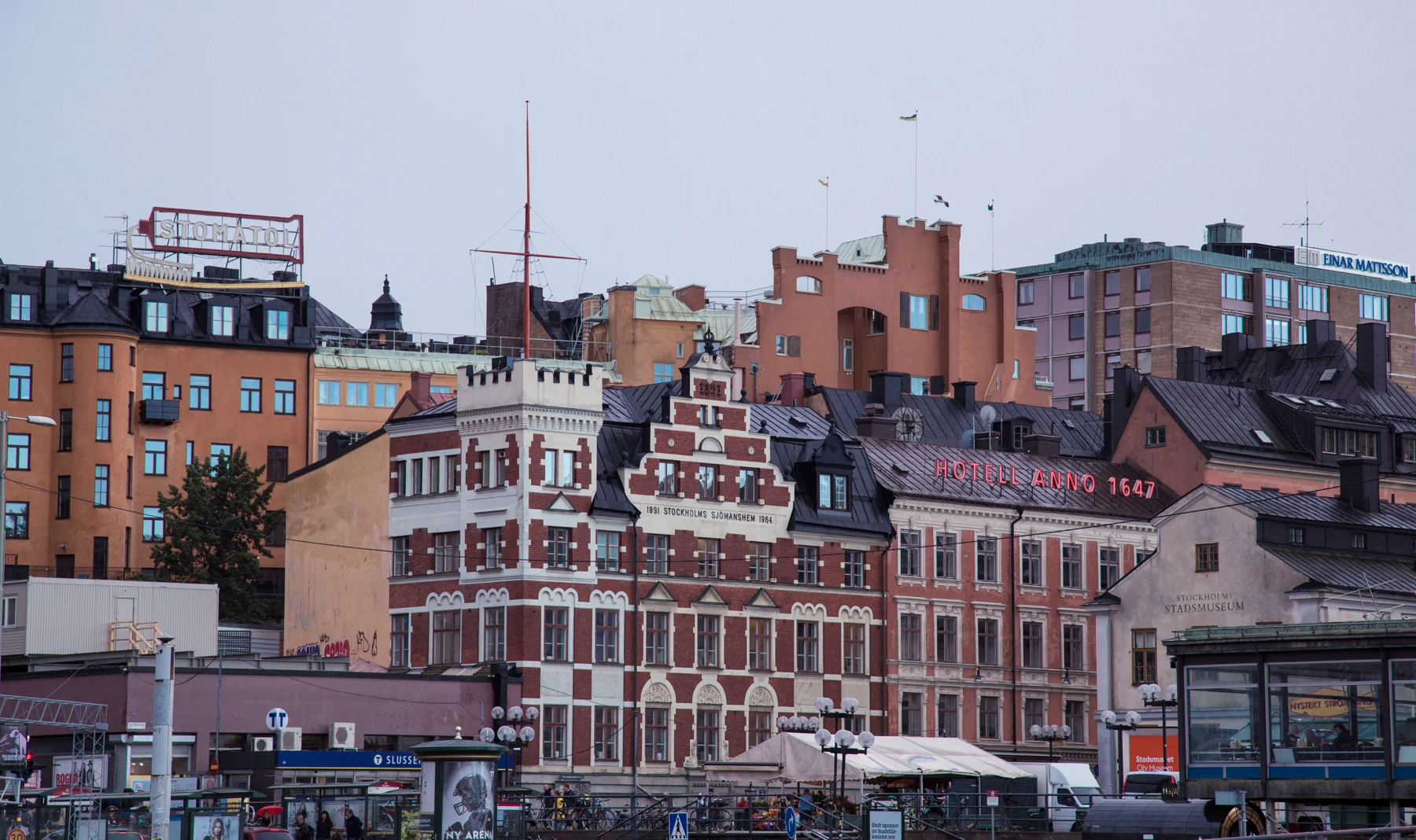 Stockholms vatten och stadssiluett